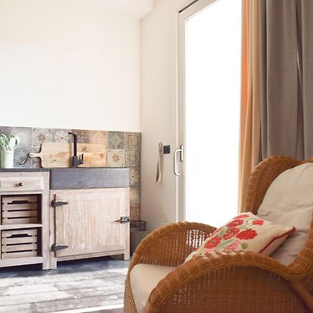 Lughia Bed and Breakfast Tortolì Exteriör bild