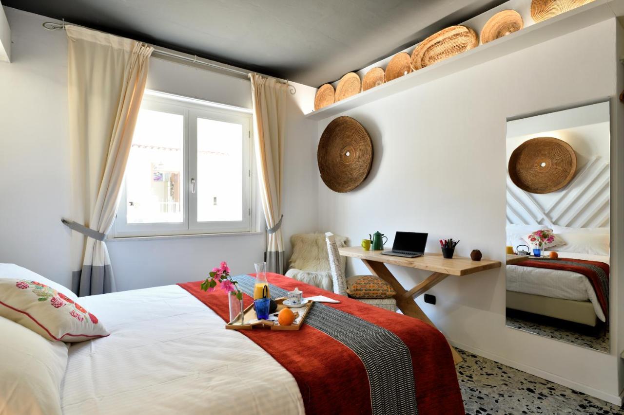 Lughia Bed and Breakfast Tortolì Exteriör bild