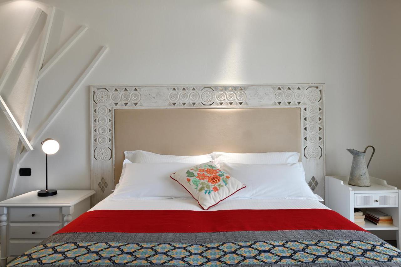 Lughia Bed and Breakfast Tortolì Exteriör bild