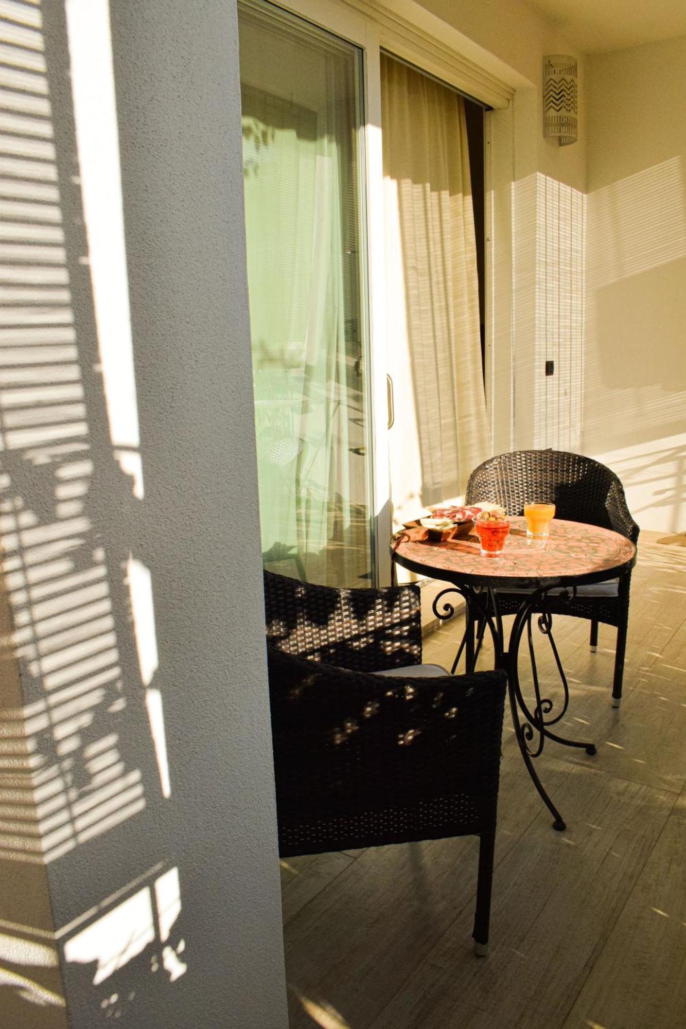 Lughia Bed and Breakfast Tortolì Exteriör bild